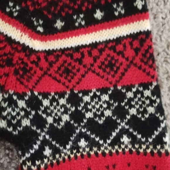 Susan Bristol Vintage Nordic Wool Cardigan Red, Black and Beige Womens Sweater - Picture 3 of 8